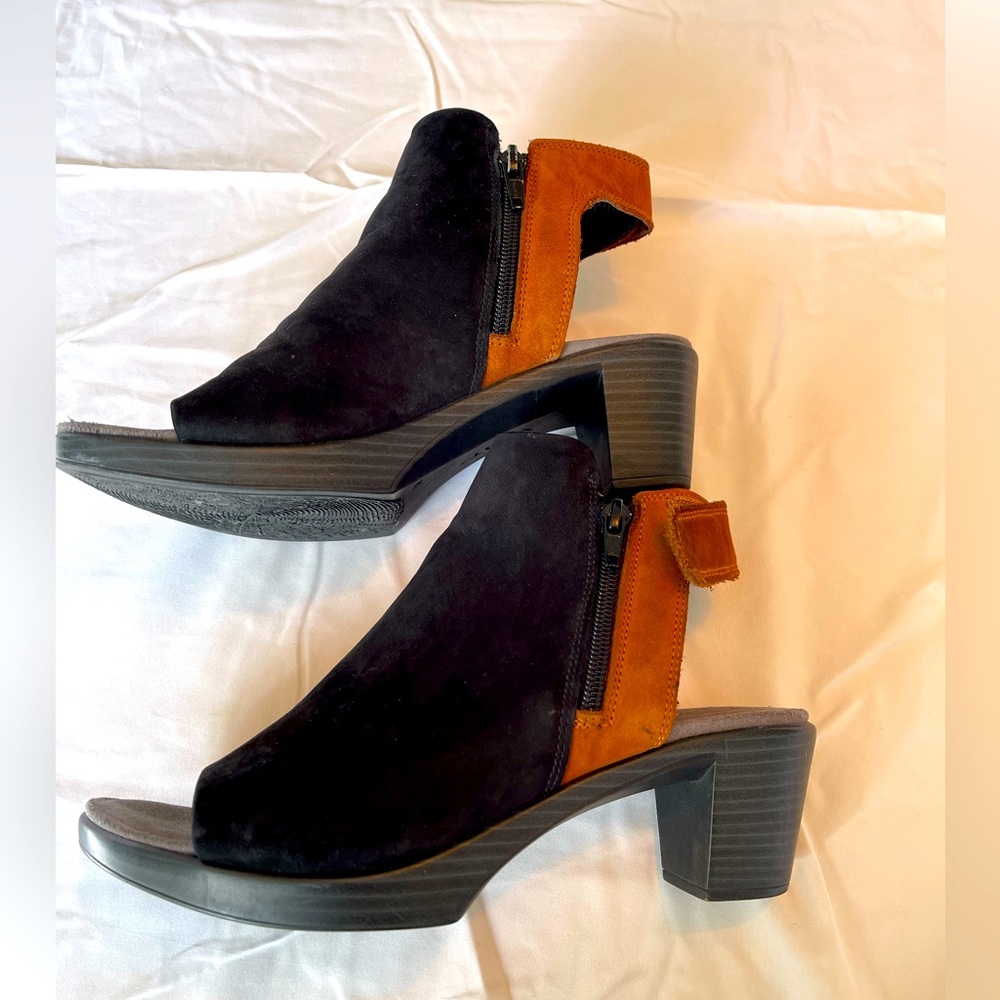 Naot suede sandals size 8